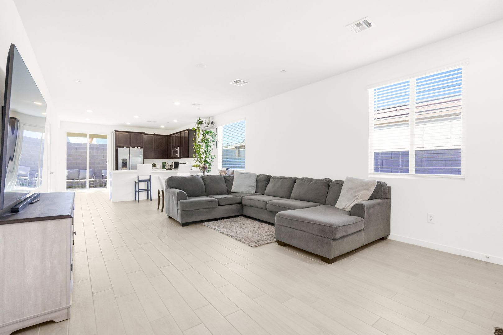 Modern Single-Story Living in Gated Sunstone! – photo 4