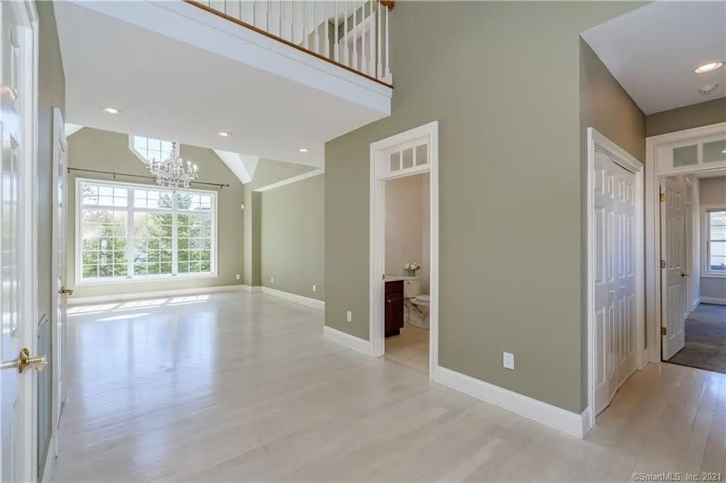 6 Wyeth Drive – photo 3