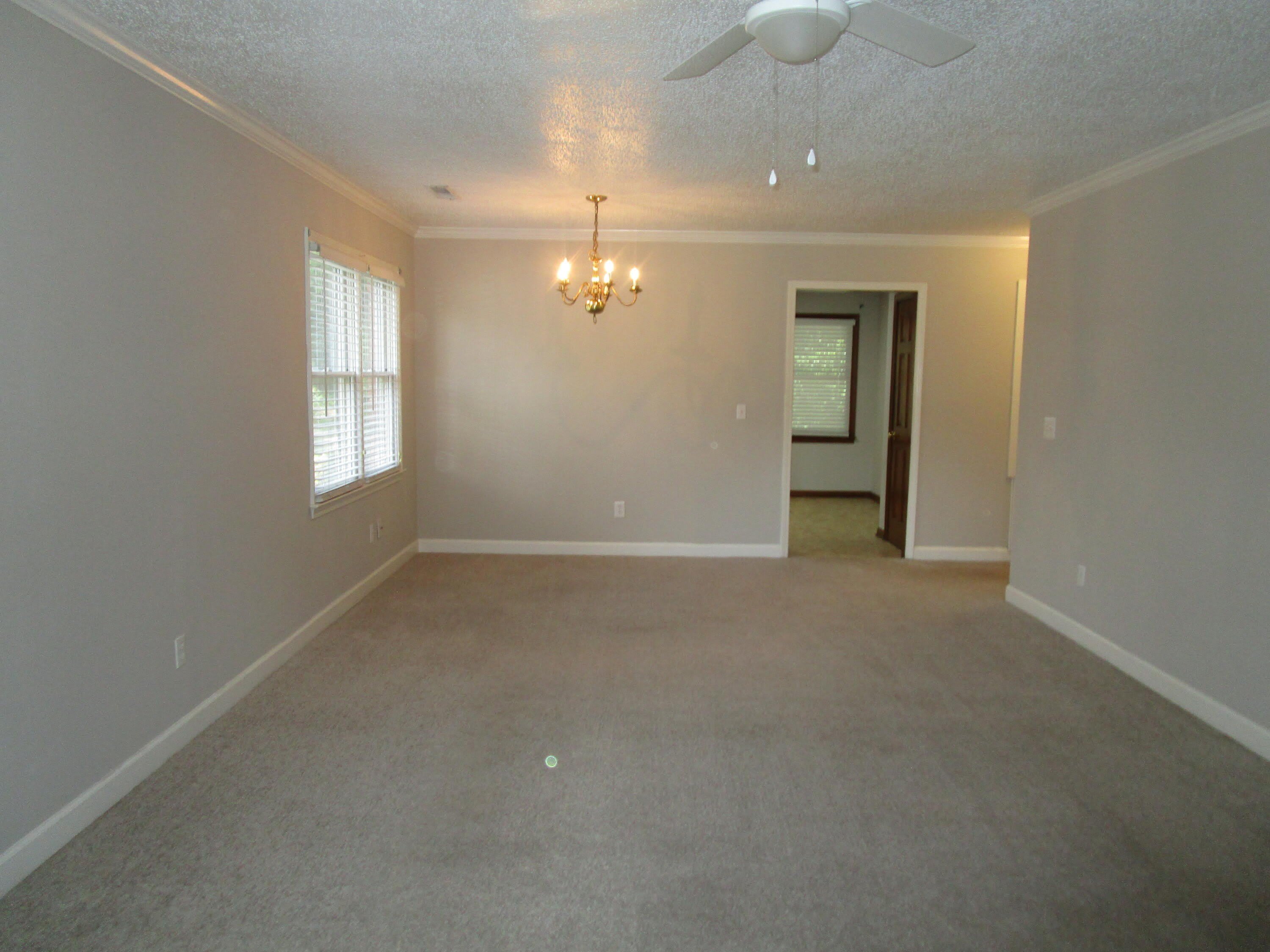 885 Grimble Court – photo 3