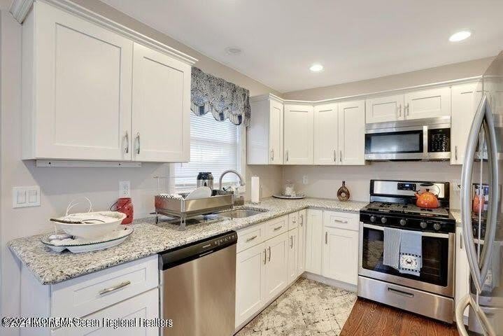 272 Hearn Avenue – photo 4