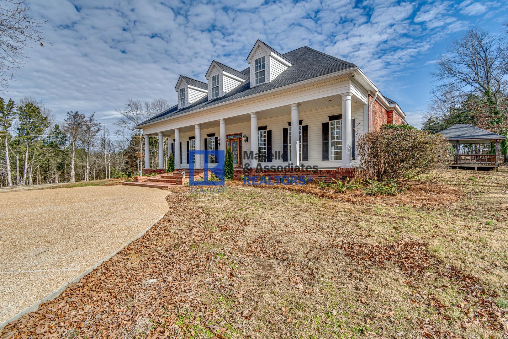 6 Bed/4.5 Bath Home on 5 Acres in Cripple Creek Farms – photo 4