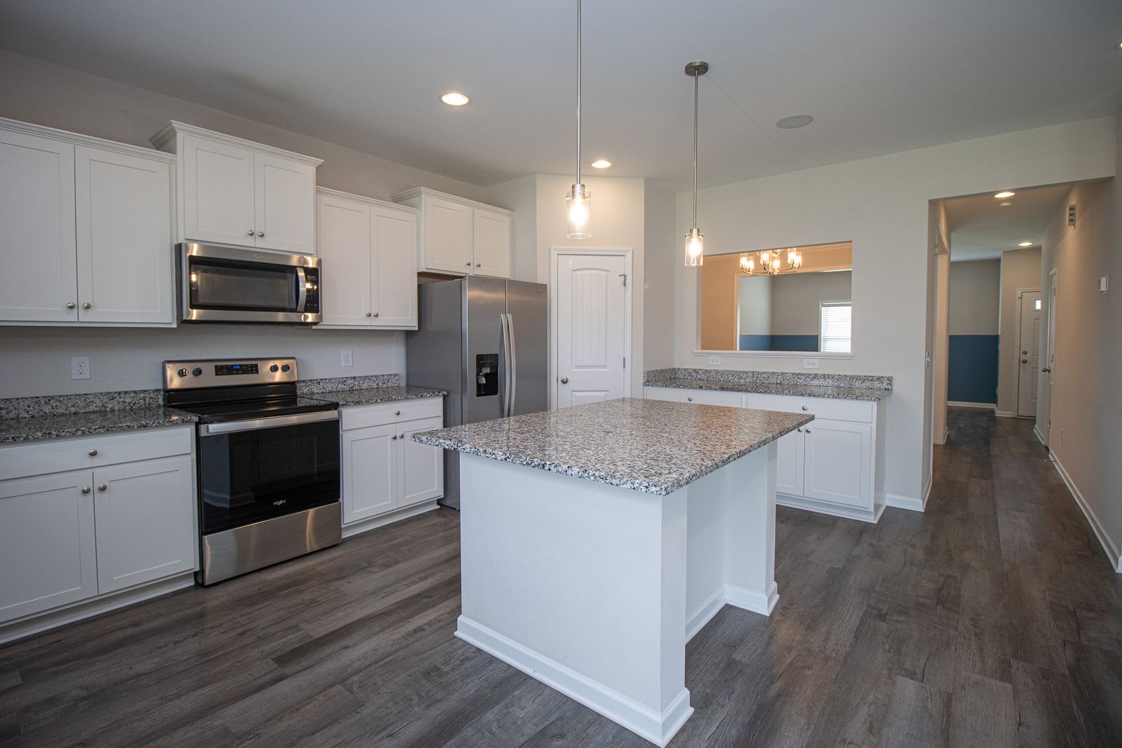 Pristine 4Br Home With Large Fenced Yard Loft Luxury Finishes In Highly Desirable Woodcreek Farms Neighborhood Just Reduced – photo 2
