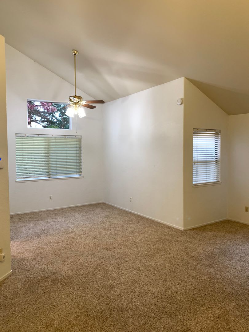 8617 River Spring Ct. NW Bakersfield – photo 5