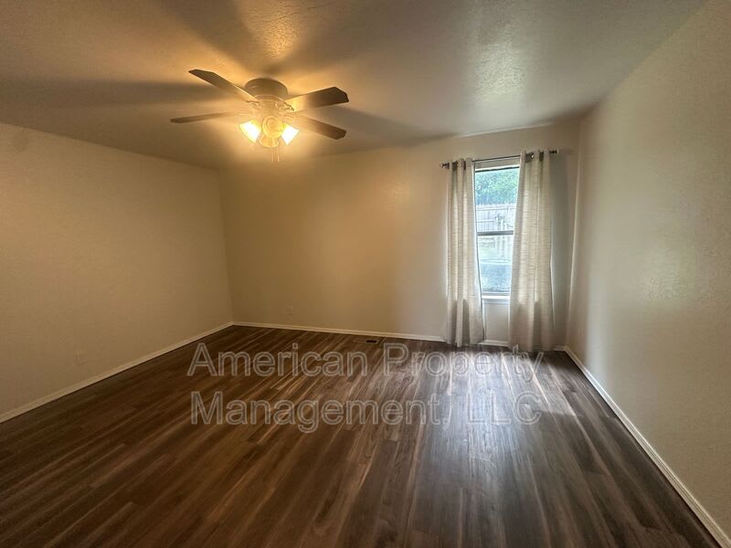 6712 S 78th E Ave – photo 4