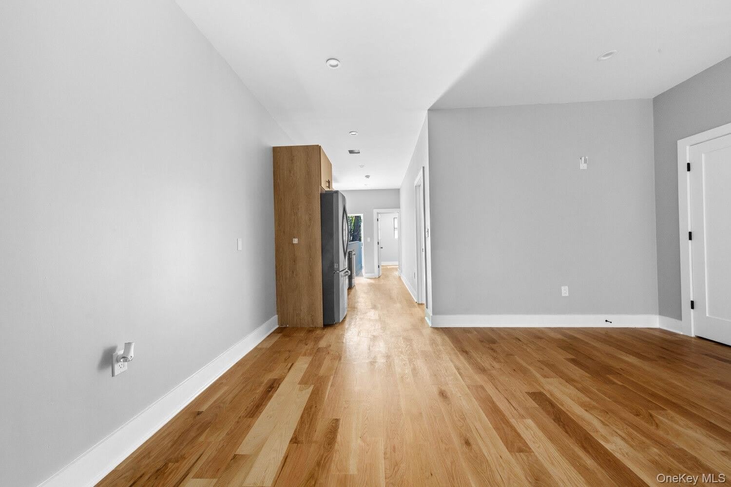 964 ST JOHNS Place – photo 3