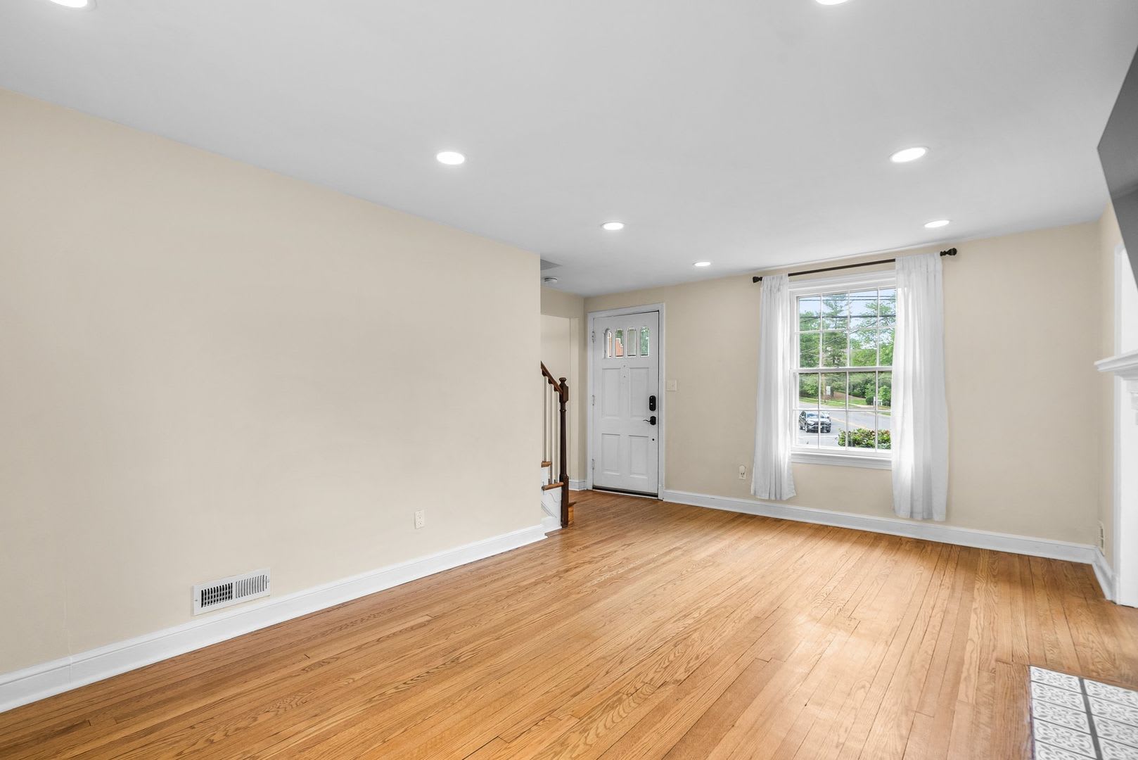 3 Bed 2.5 Bath – photo 5
