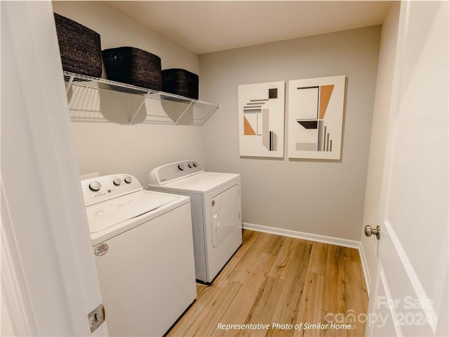 Room in 5 Bedroom Home at Luca Ter SW – photo 3