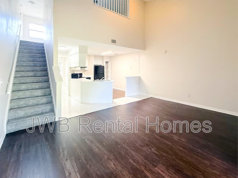 4553 Melissa Ct W – photo 4