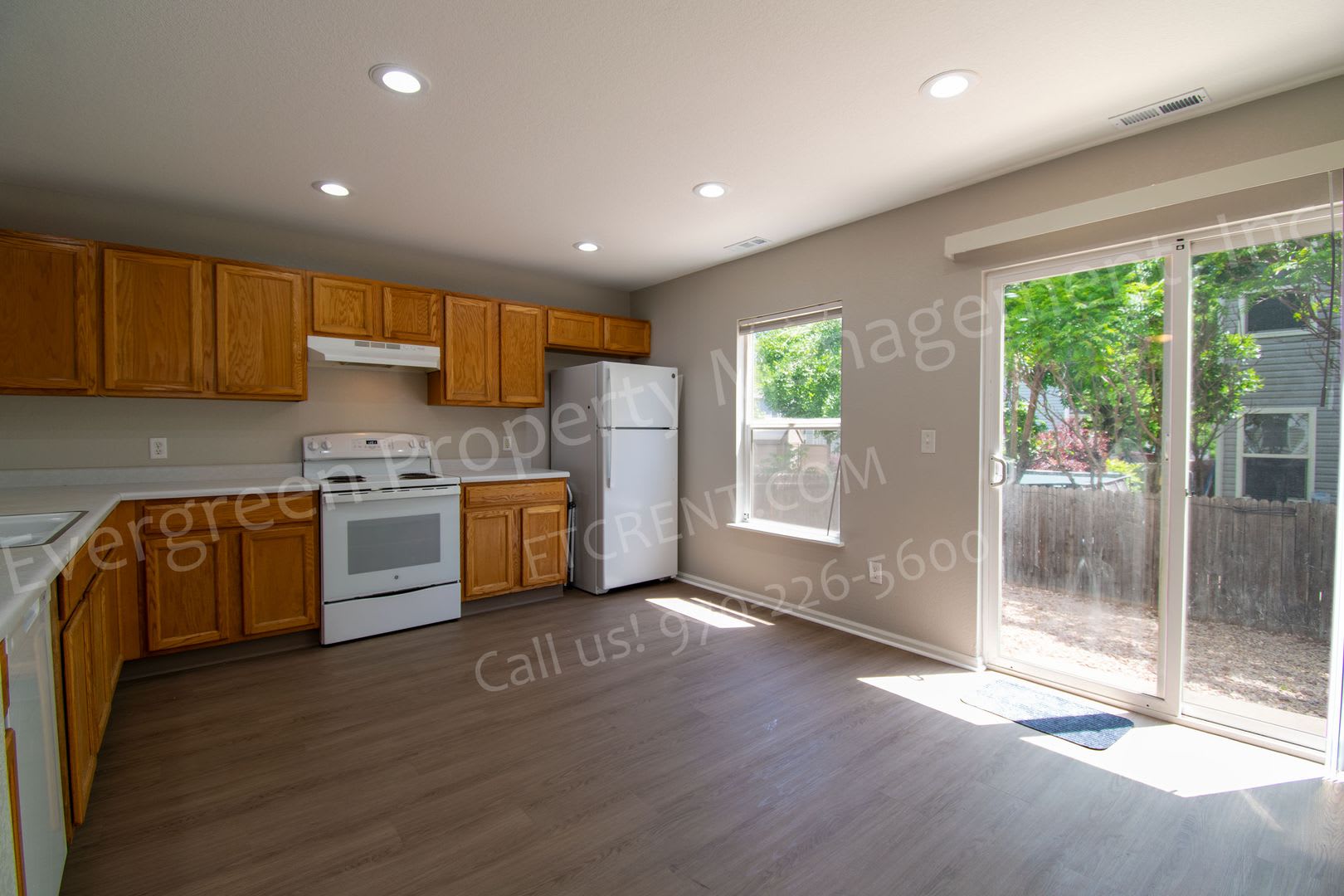 Fantastic 4 bedroom, 2 bathroom home in great location! – photo 1