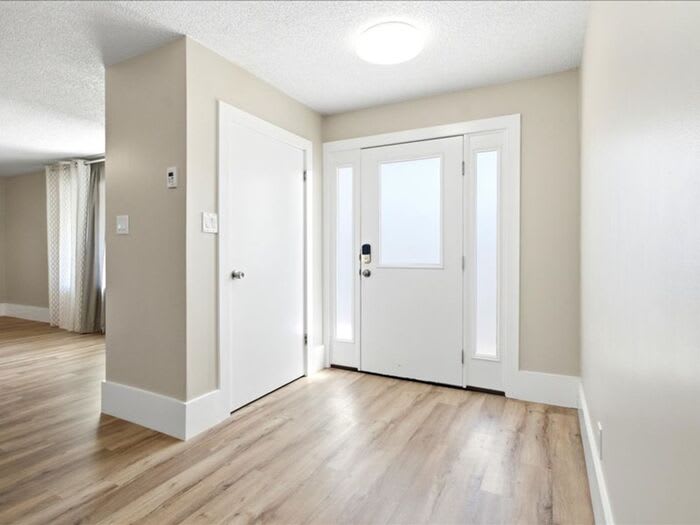 3490 South Park Meadows Circle – photo 3