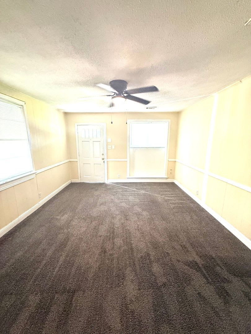 ** 3 Bed 1 Bath located off Woodley Road ** to schedule a showing – photo 5