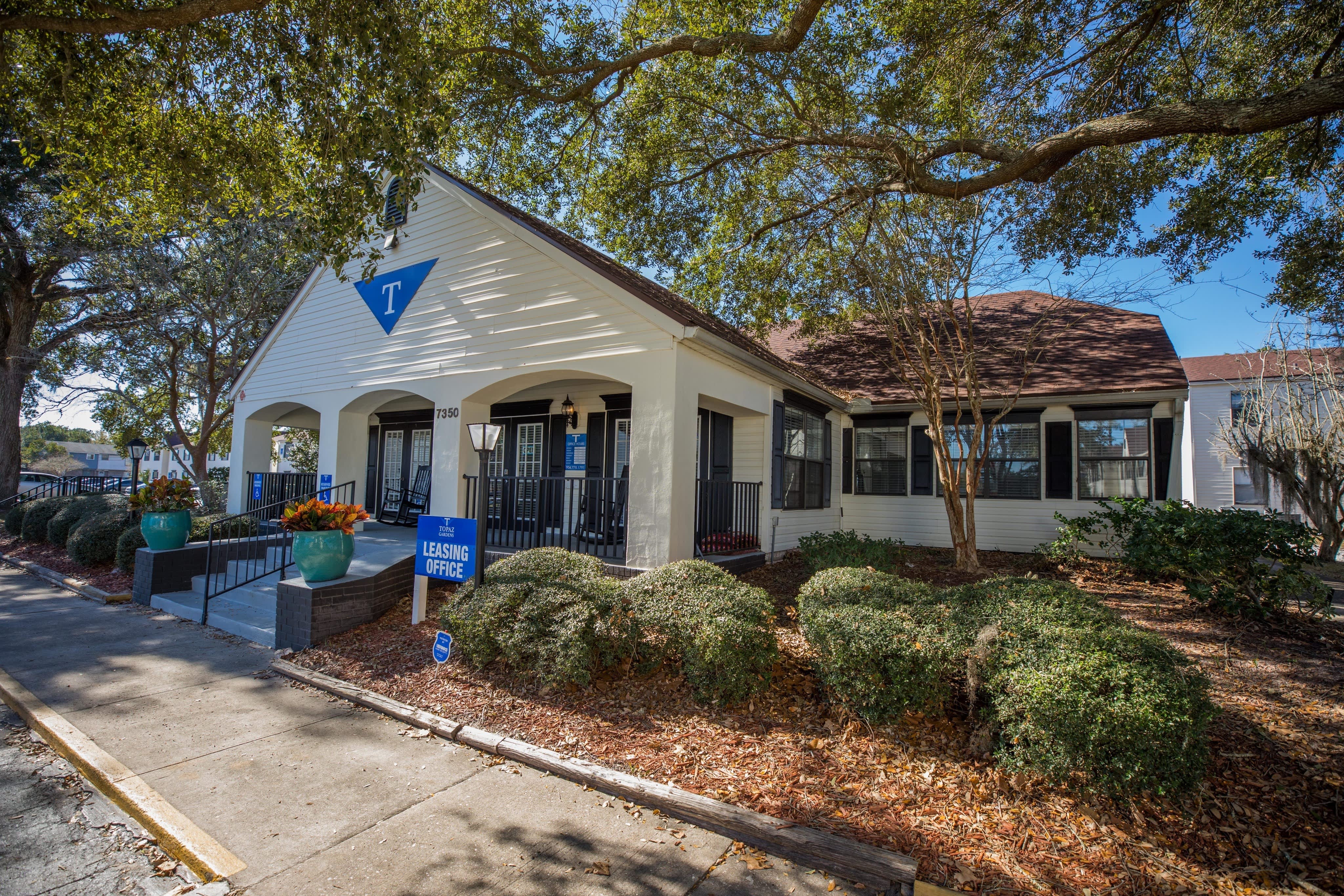 Oakview Landing Apartments – photo 2