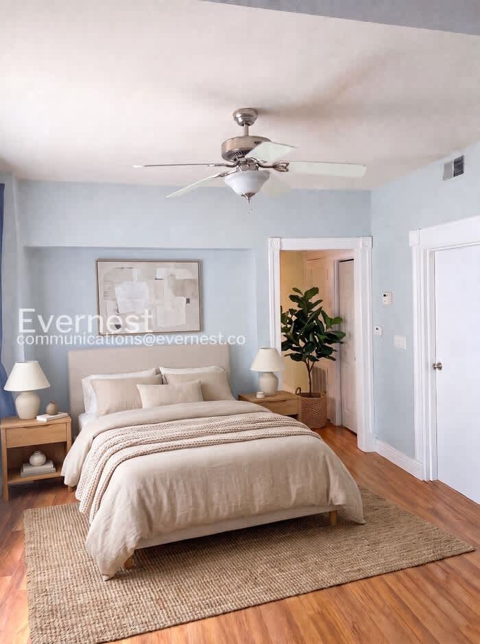 2500 North Southport Avenue – photo 1