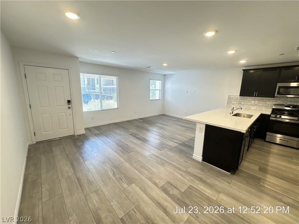 6240 Foxes Dale Street – photo 4