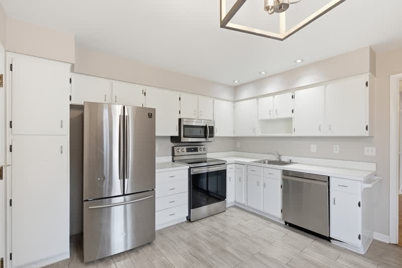 752 Ticonderoga Avenue – photo 4