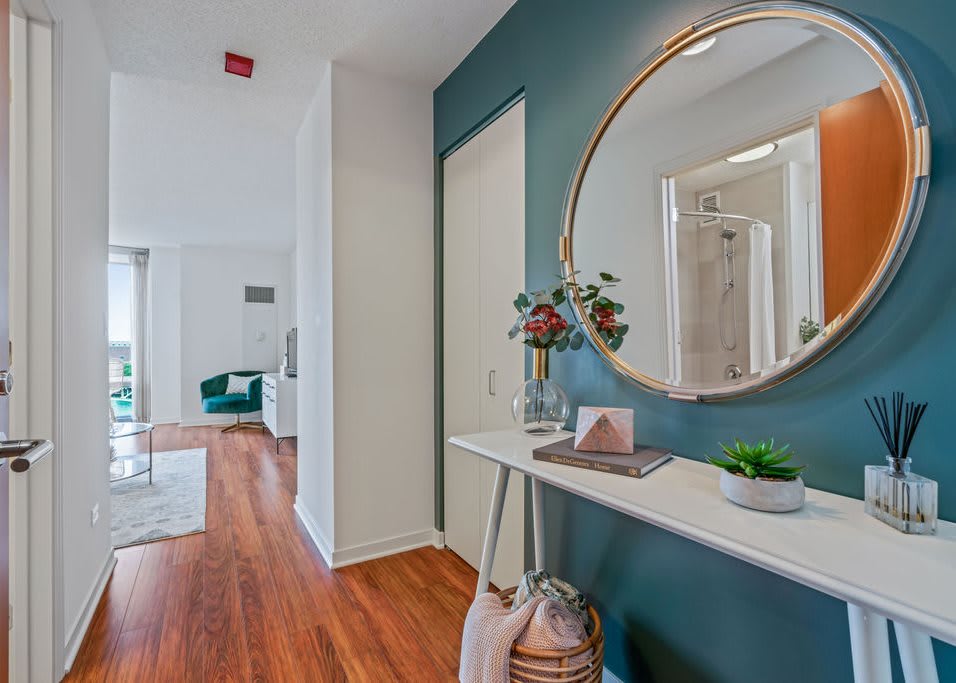550 North Kingsbury Street – photo 3