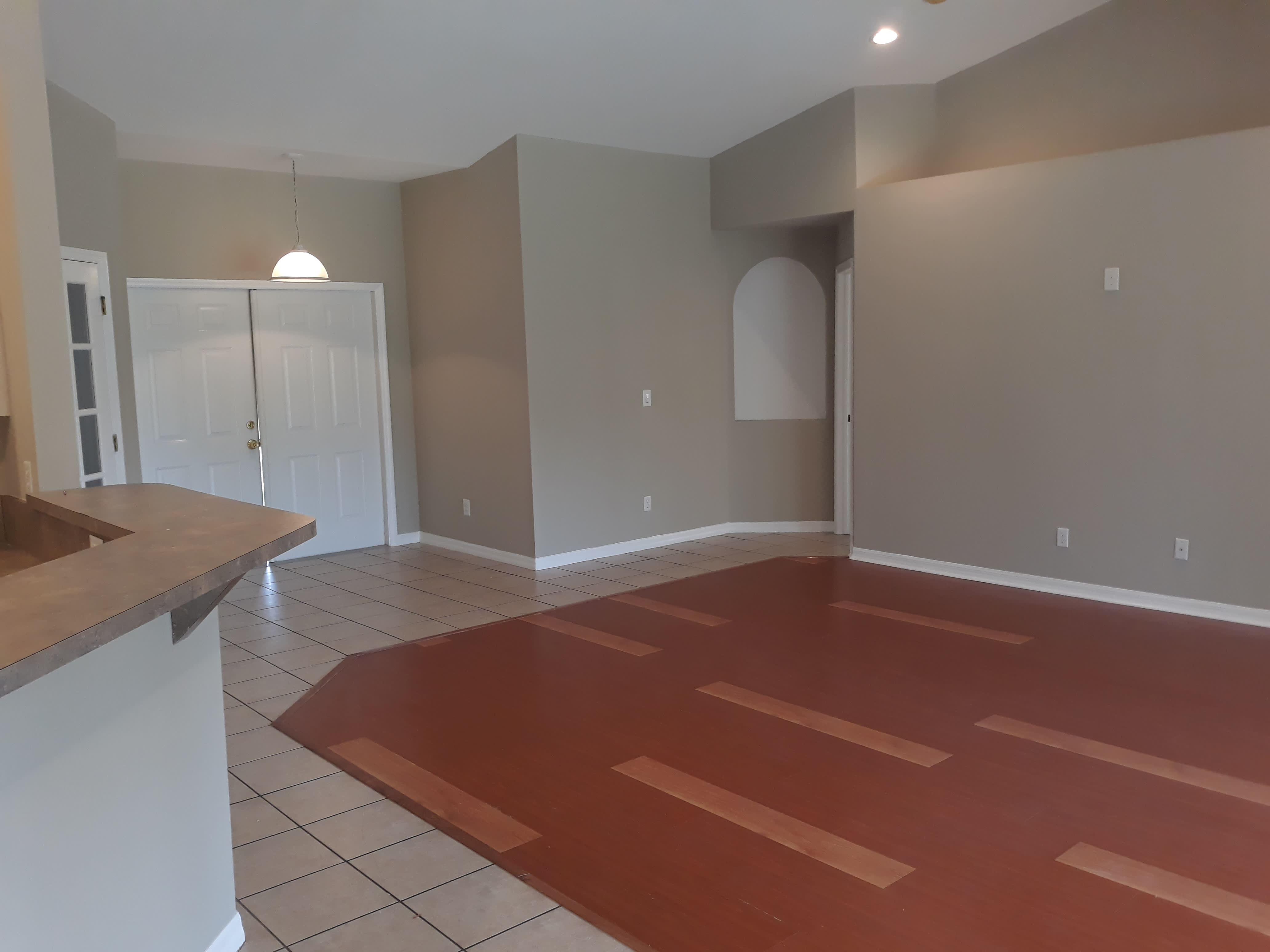 504 E 13Th St – photo 4