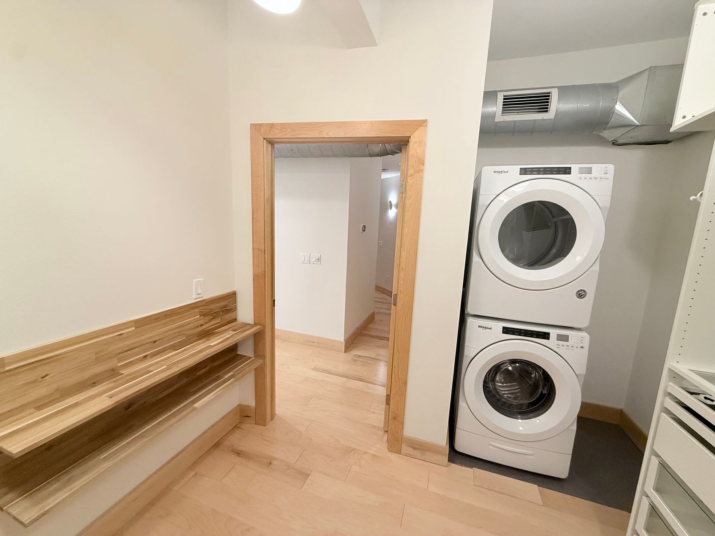 319 Broadway – photo 1