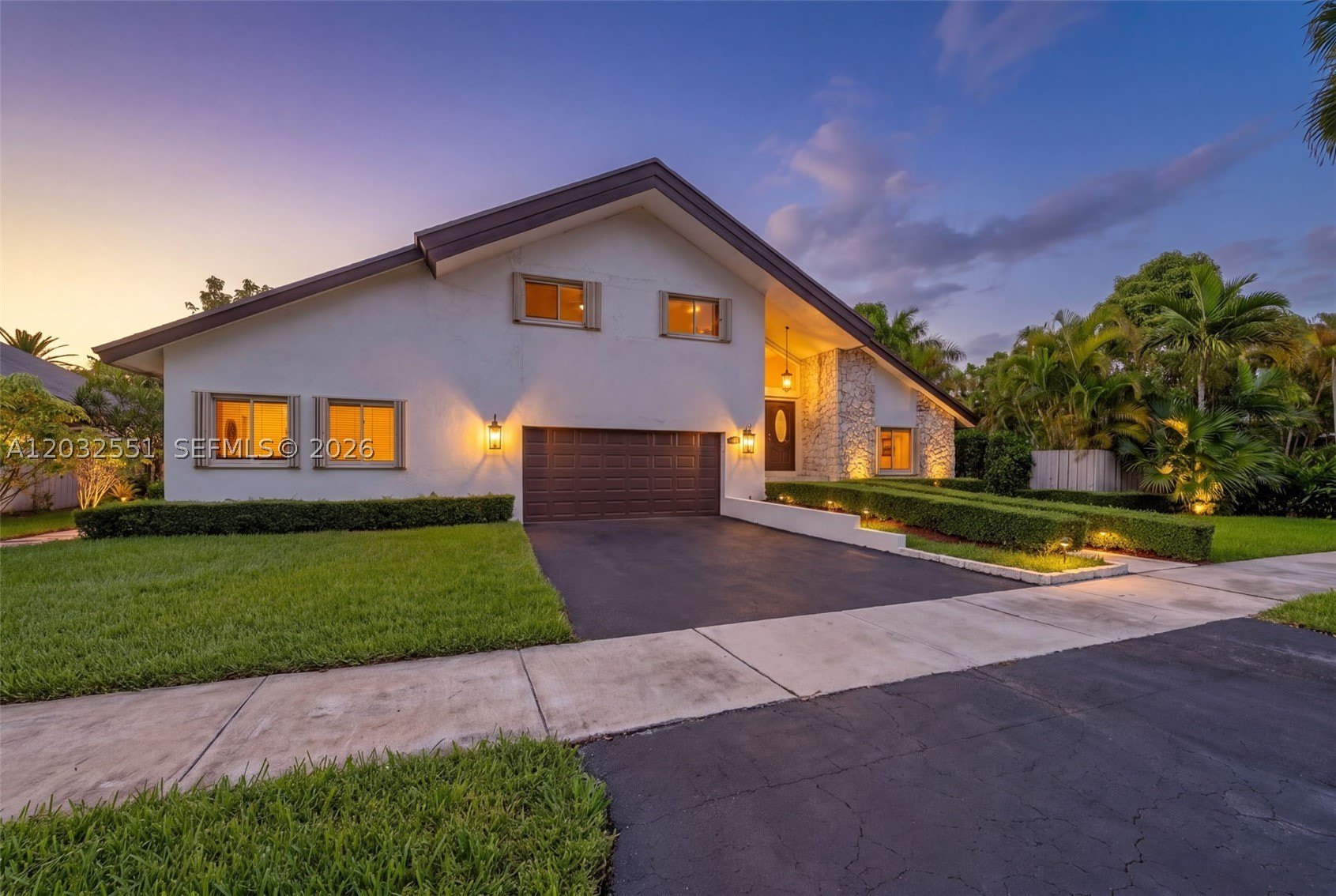 14251 SW 107th Ter – photo 2