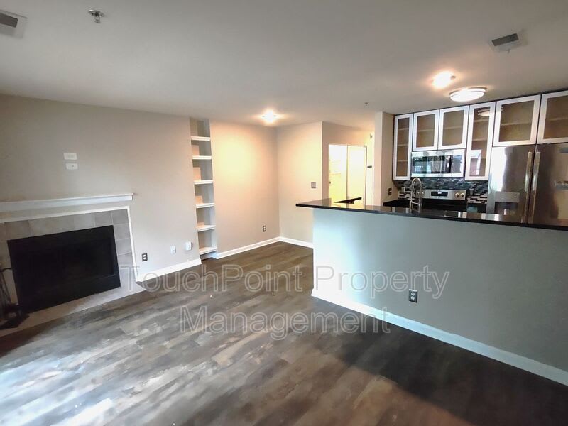 505 N Graham St – photo 4