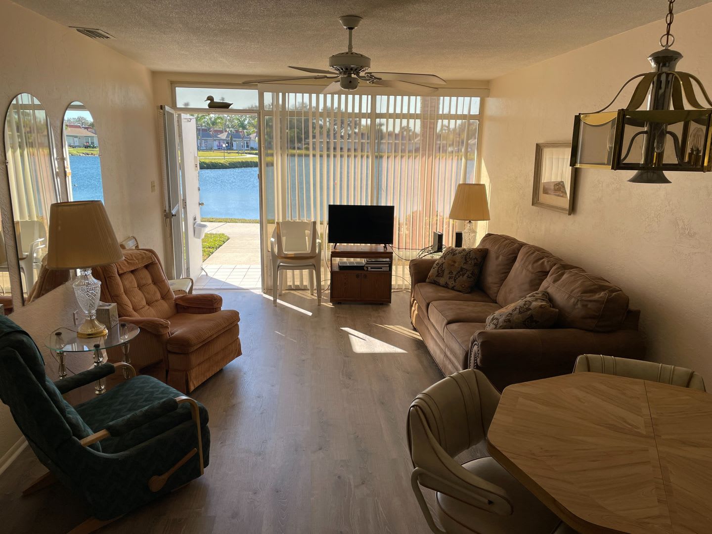 1 Bed 1 Bath Furnished Condo With Lake View Utilities In Tahitian Gardens A 55 Community – photo 5