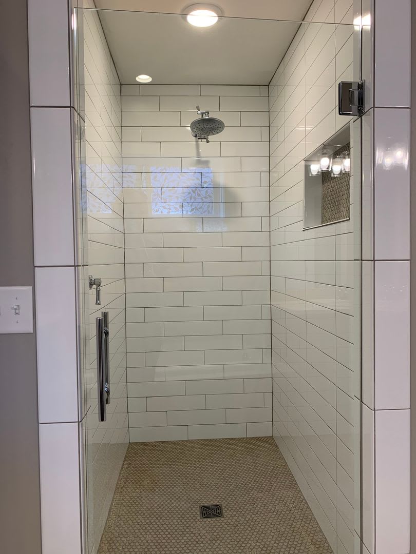 572 N Laurel Parkway – photo 5