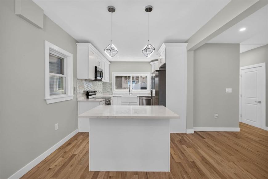 31 Wordsworth St. – photo 1