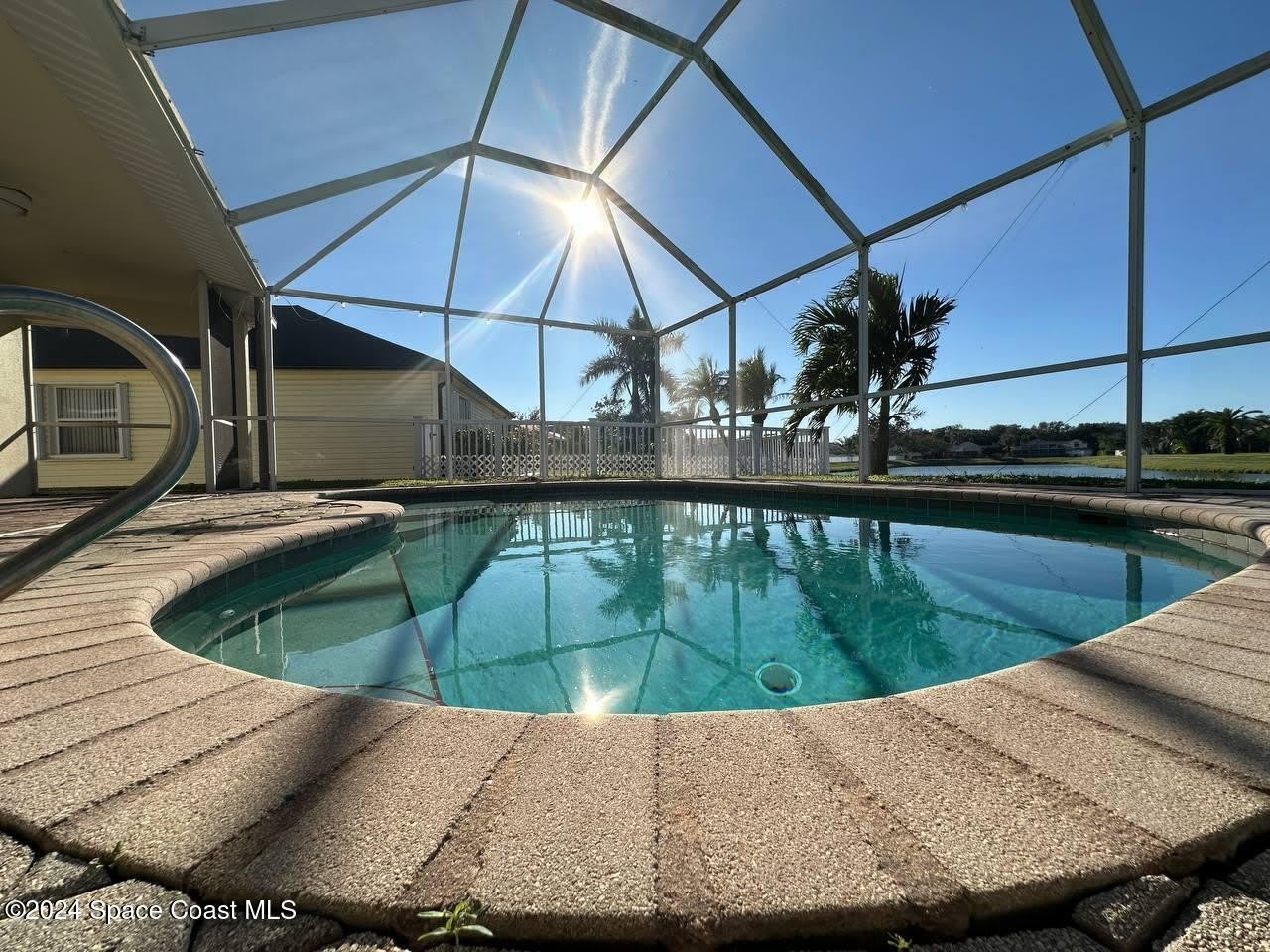 565 Limerick Drive – photo 3