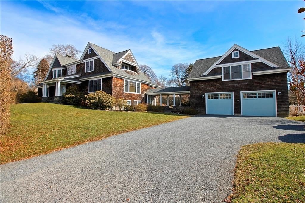190 Coggeshall Avenue – photo 2
