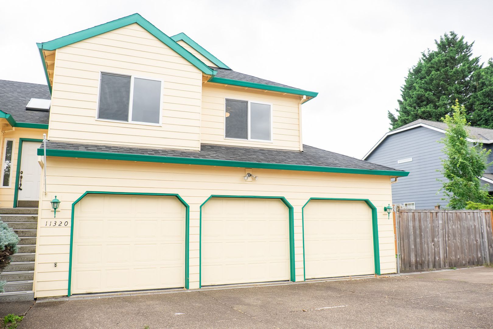 Beautiful Single Family Home In Beaverton INCENTIVE 1/2 OFF THE 1ST FULL MONTH RENT – photo 1