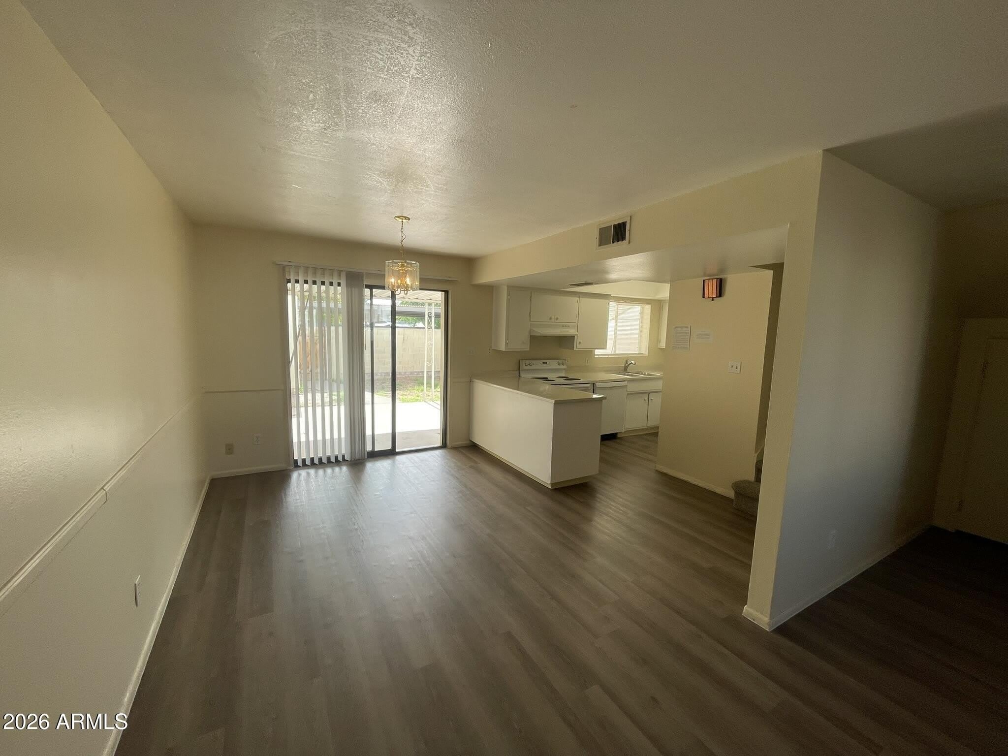 613 N PIONEER Circle – photo 5