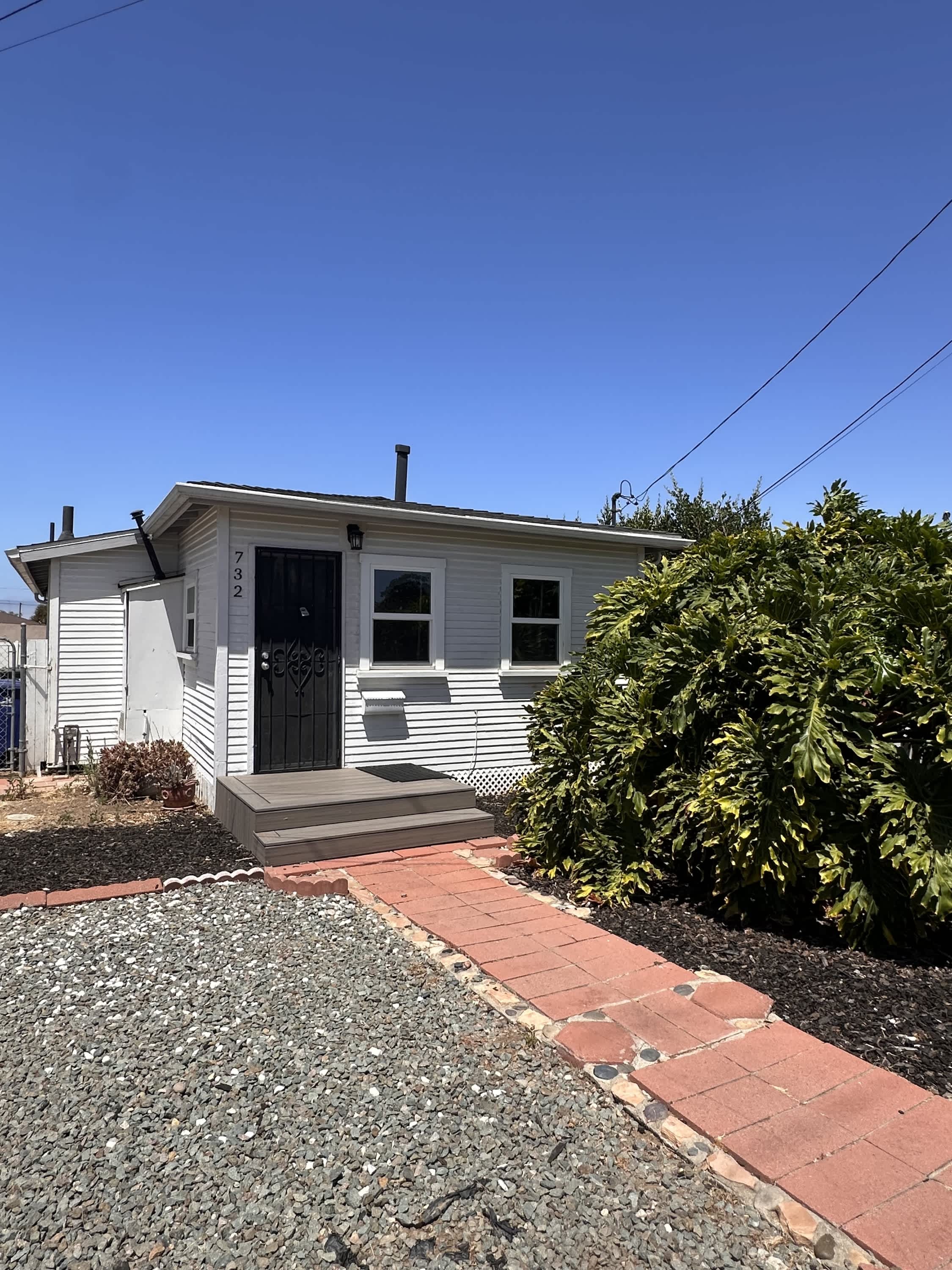 732 Twin Oaks Avenue – photo 1