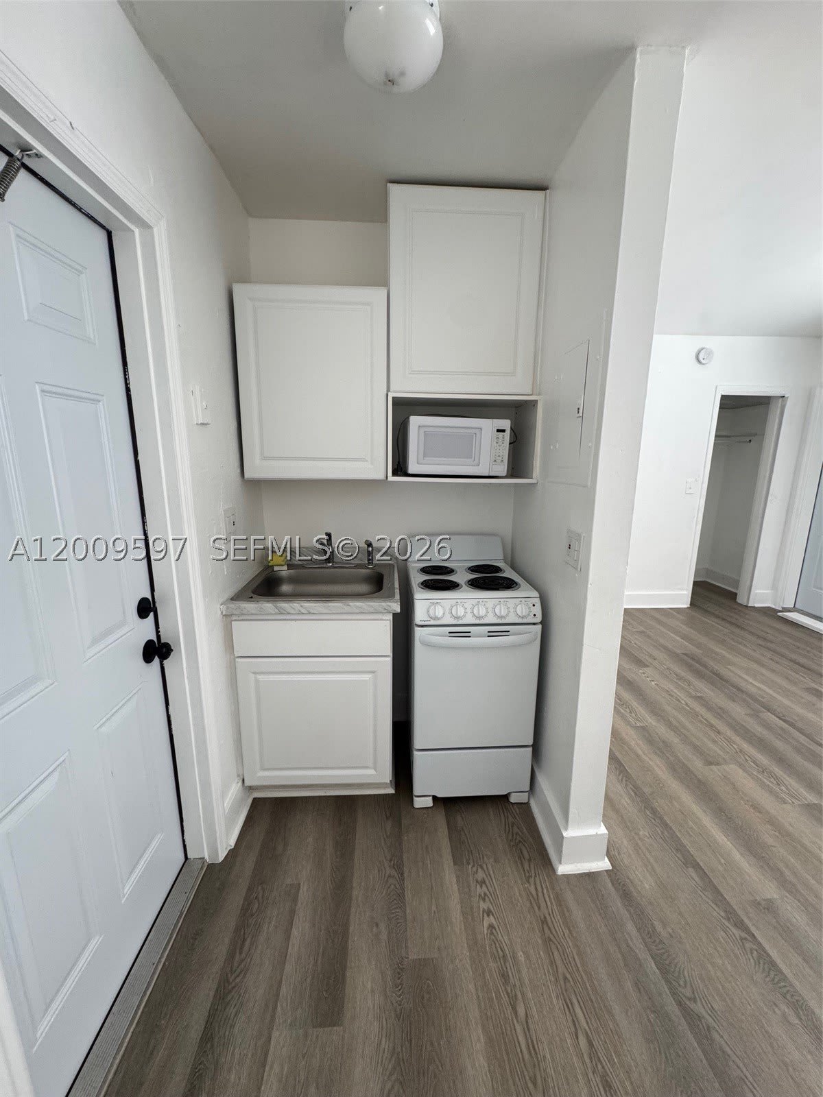 240 NW 64 str – photo 2