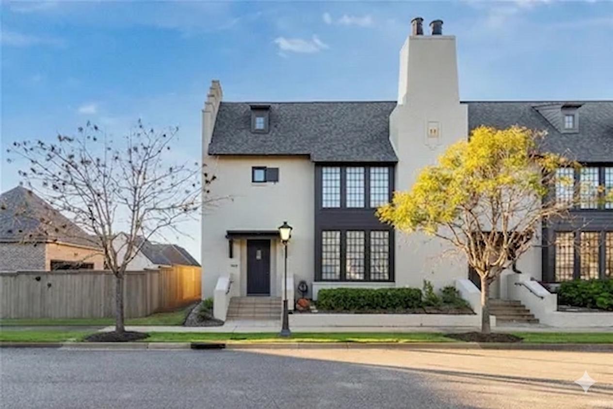 5028 Endell Street – photo 1