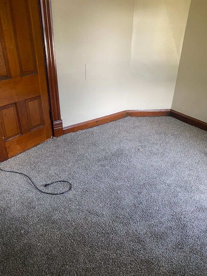 3 Bdrm 2 Car Garage – photo 5