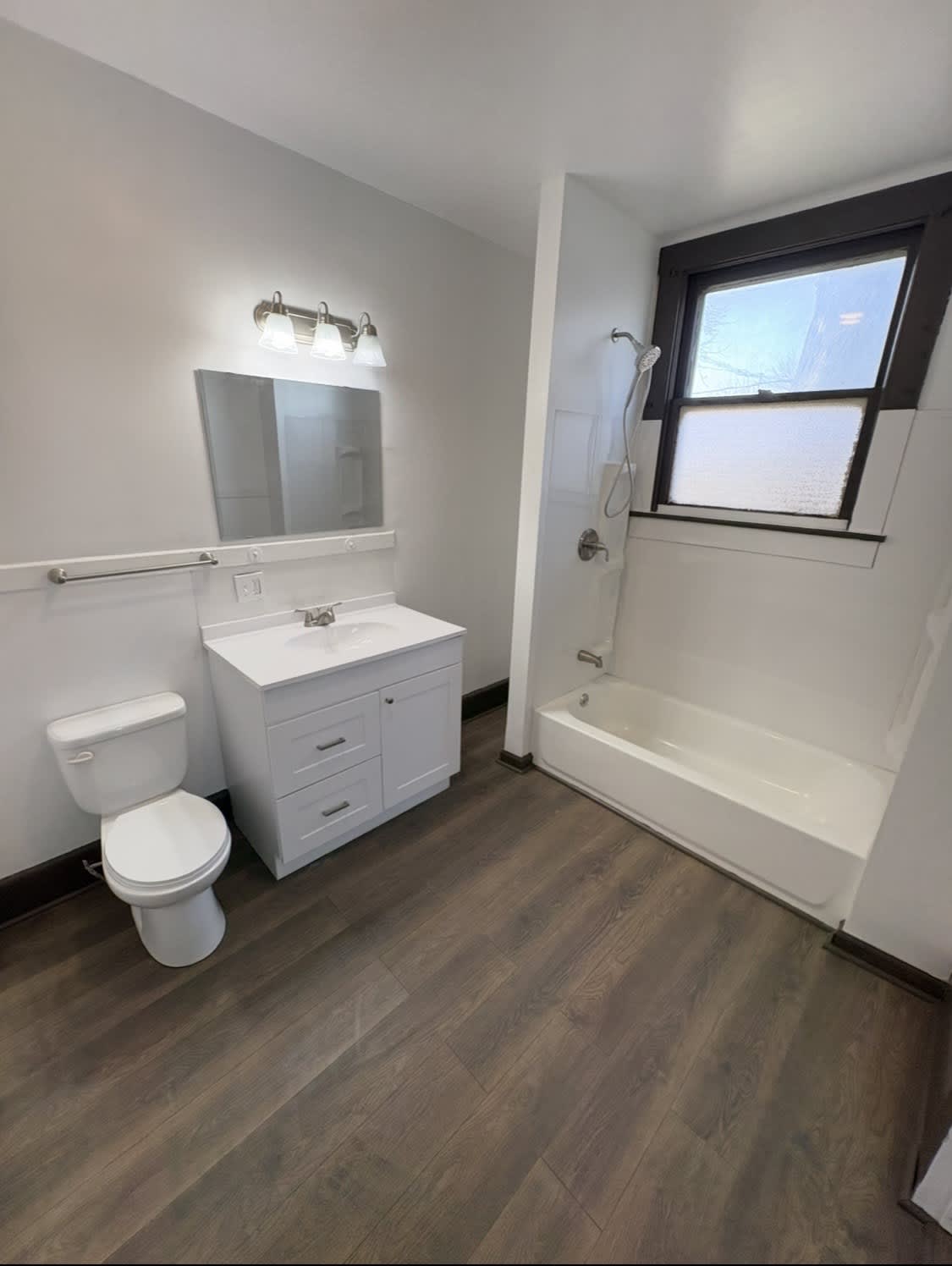 253 West Morrison Street – photo 4