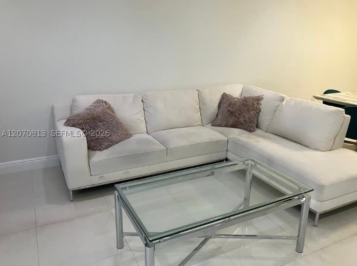 4060 N Hills Dr – photo 5