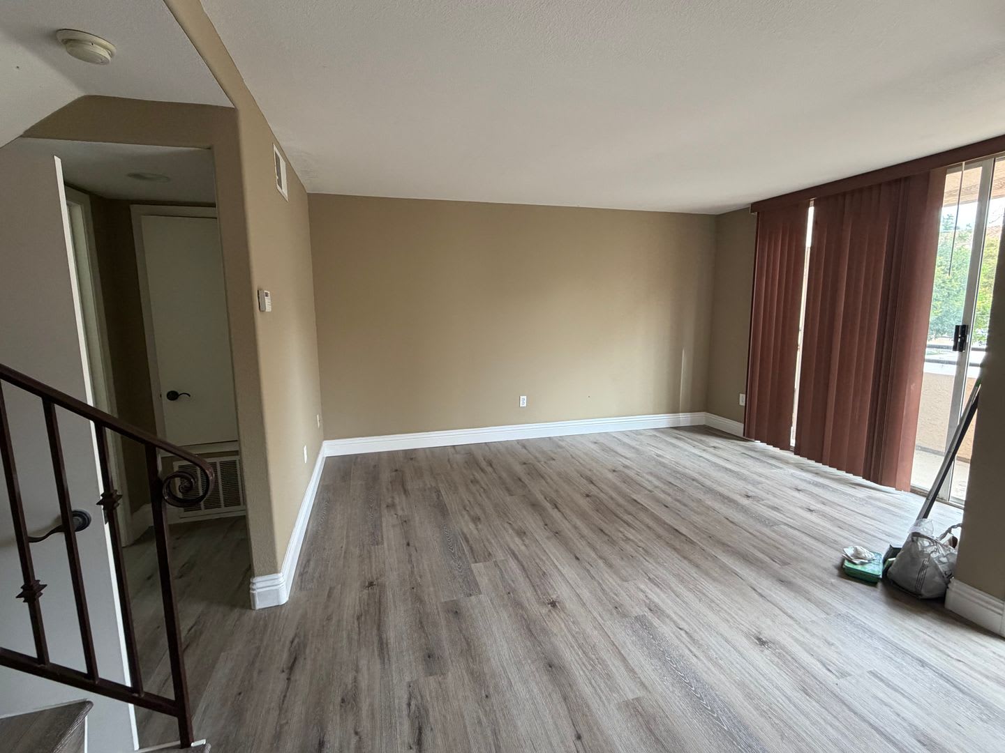 Spacious 2 Bedroom, 2.5 Bath Two-Story Townhome UTC – photo 5