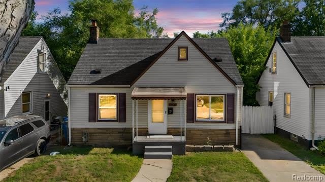 25477 HOPKINS Street – photo 1
