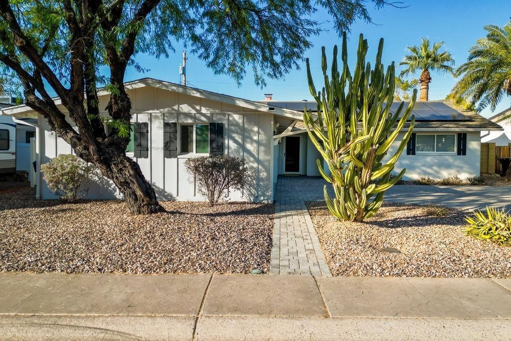 8656 E Solano Drive – photo 2