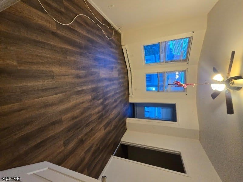 782 Grove St – photo 5
