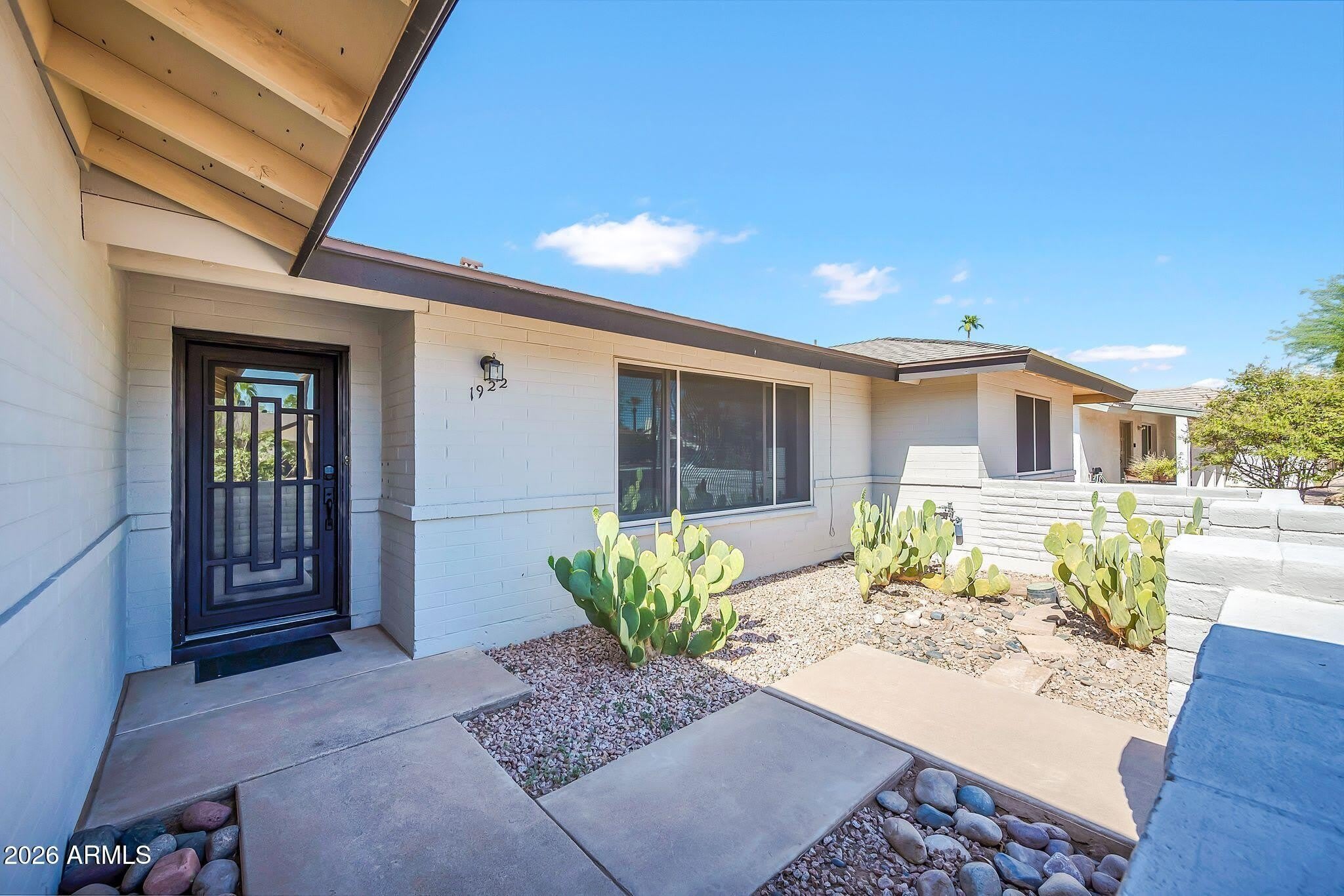 1922 E LAGUNA Drive – photo 4