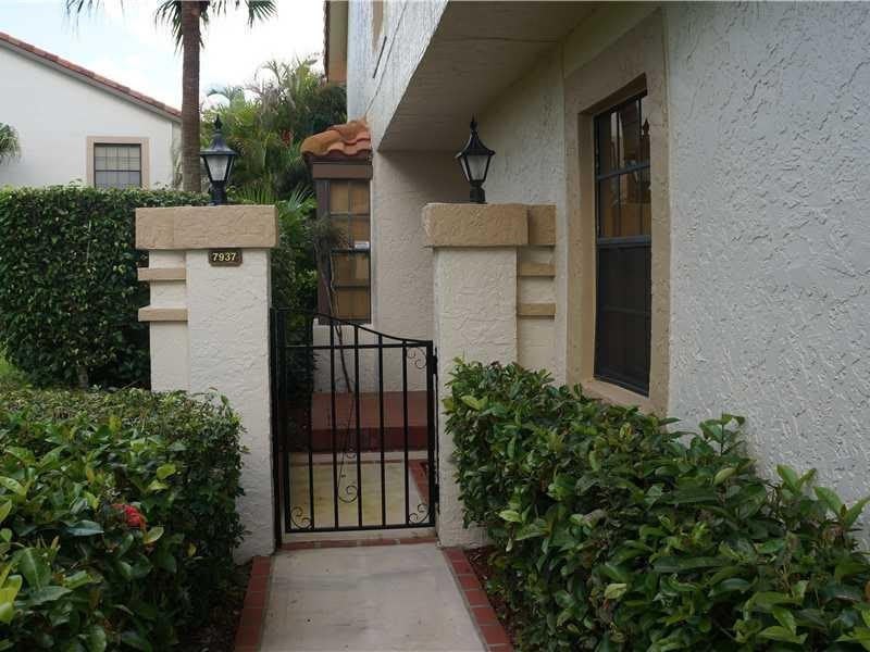 7937 La Mirada Drive – photo 2