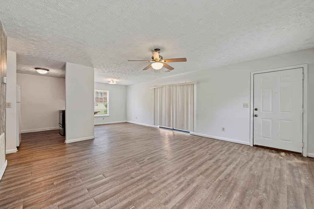 2501 Riverchase Crossing Northeast 2503 – photo 4