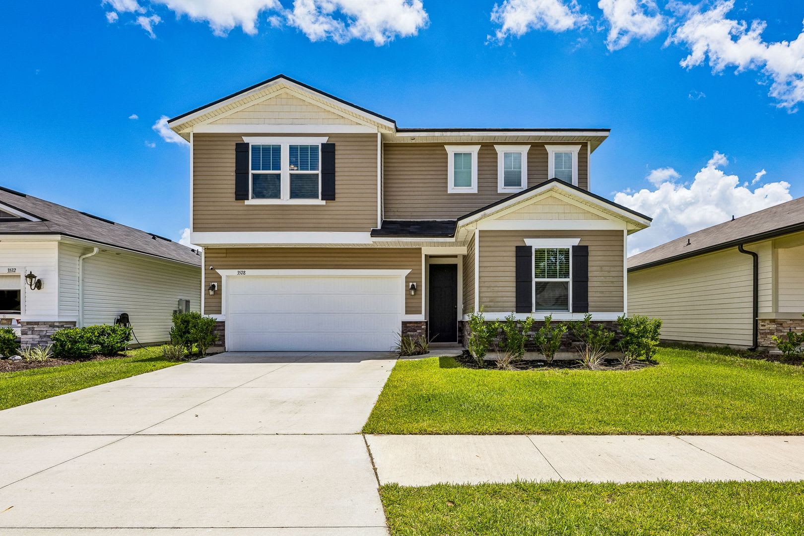 Immaculate 4 Bedroom 2 5 Bathroom Home With A Dedicated Office Spacious Loft And 2 648 Square Feet Of Living Space – photo 1