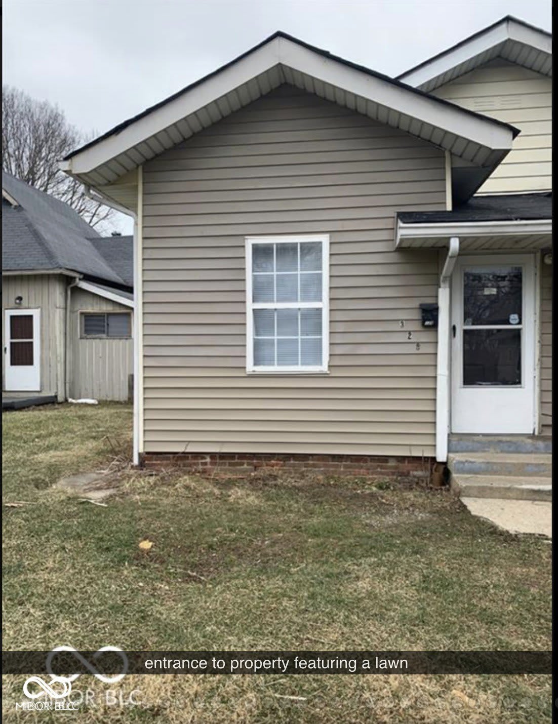 328 W 40th Street – photo 3