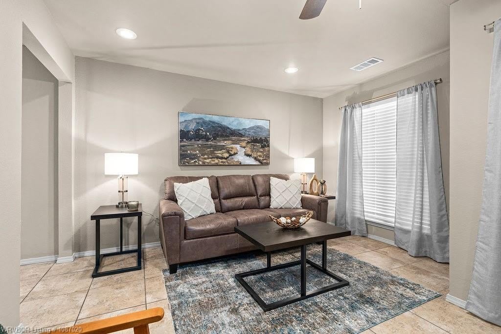 5019 S 28th ST – photo 4