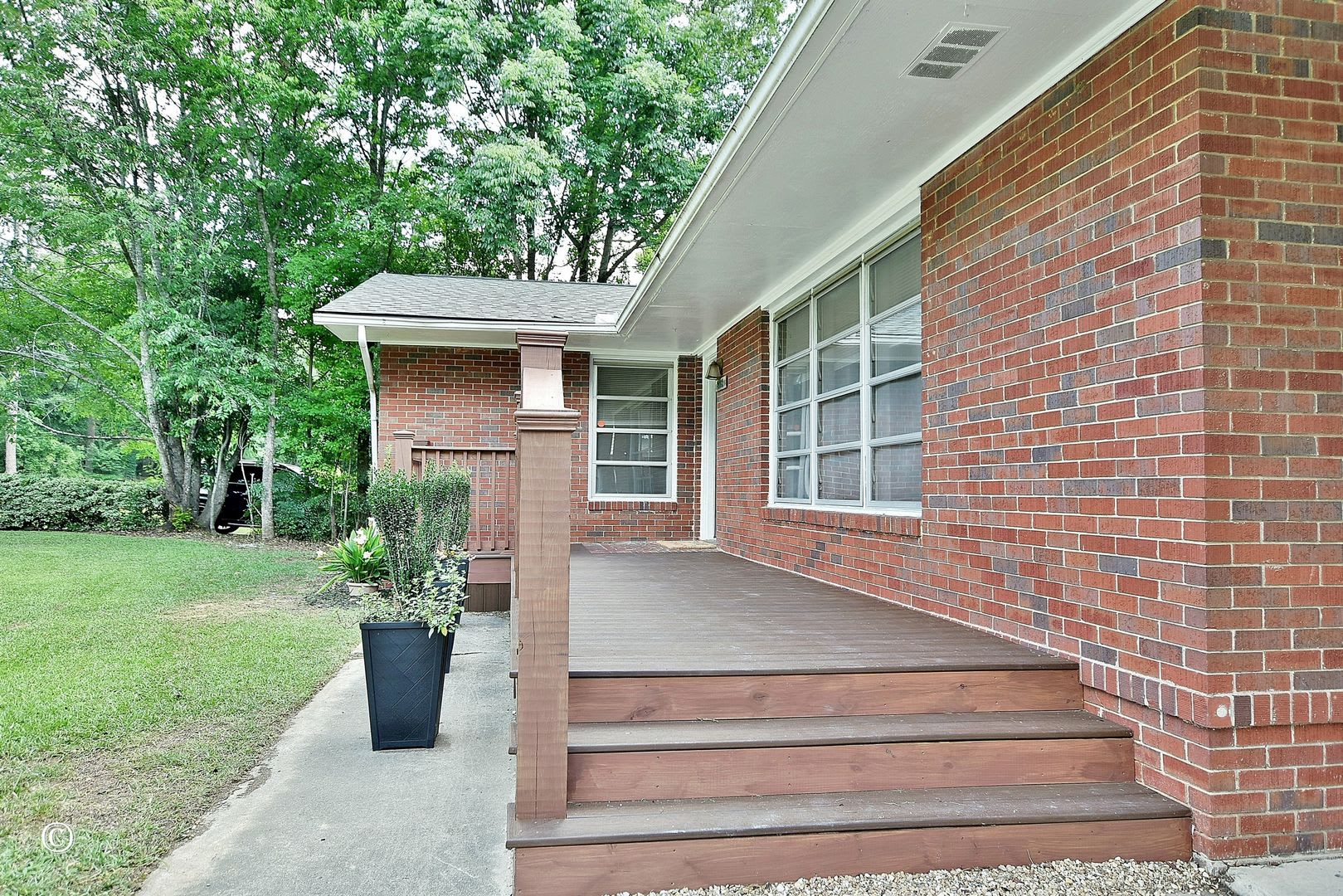3 Bedrooms 2 Baths 1 Carport – photo 3