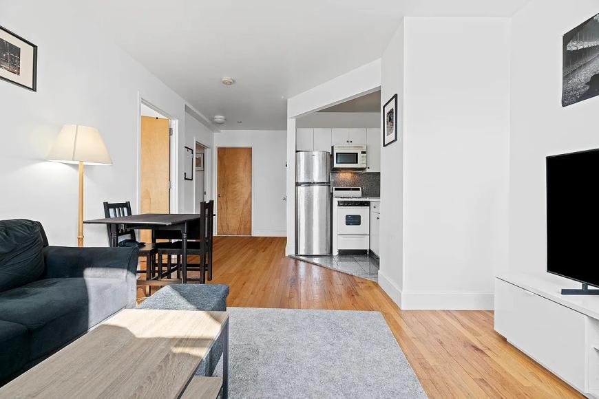 193 East 4th Street – photo 2