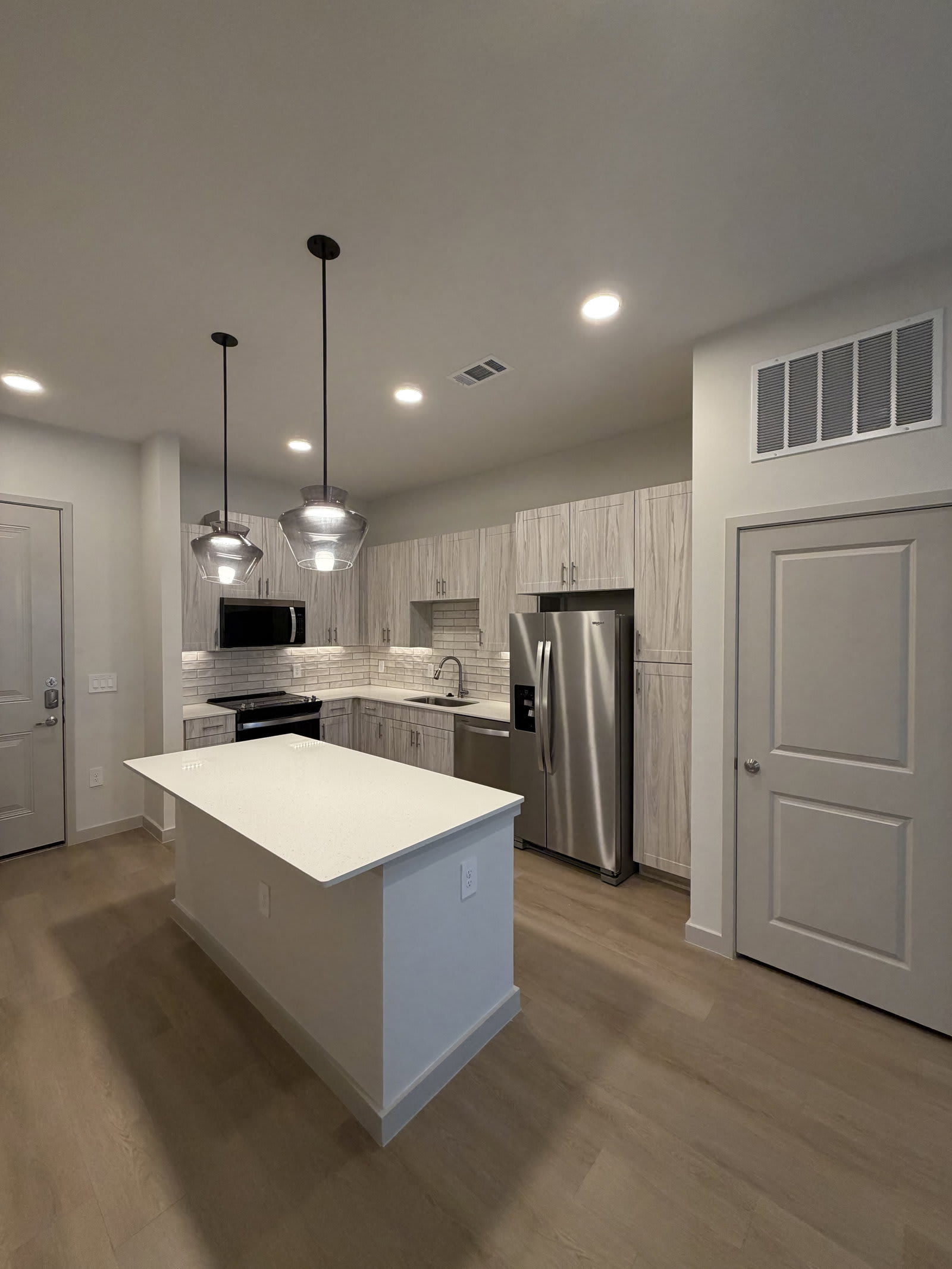 414 Sharp Street – photo 1